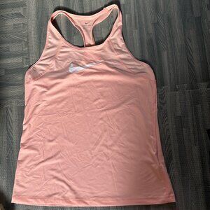 Nike Tank NEW!